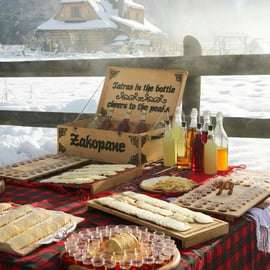 Cracovia: Zakopane, Piscinas Termales de los Tatra y Degustación Local
