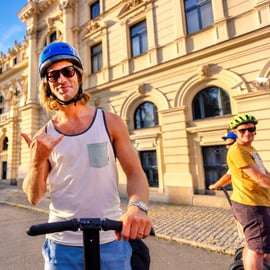 Cracóvia: Passeio guiado de Segway pela Cidade Velha