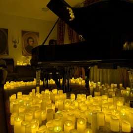 Cracóvia: Concerto de Chopin à luz de velas com vinho