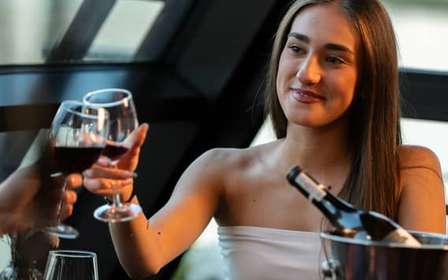 Cracovia: Cena romántica con crucero por el río Vístula