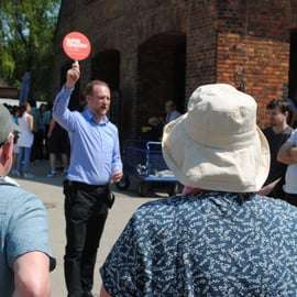 De Cracóvia: Auschwitz-Birkenau - Visita guiada e opções de embarque