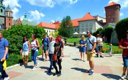 Cracovia: Visita guiada al Castillo de Wawel con ticket de entrada
