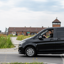 De Cracóvia: Auschwitz e Birkenau - Visita totalmente guiada e serviço de busca