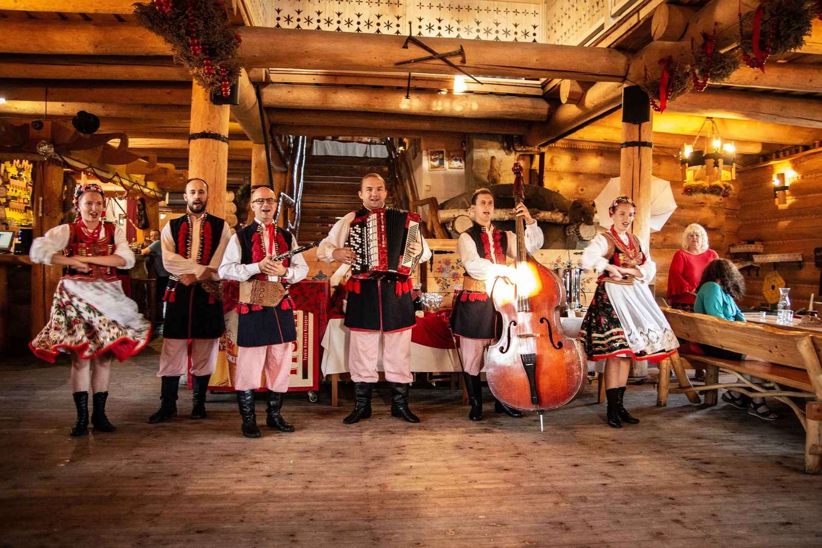 Cracovia: Cena tradizionale polacca e spettacolo folkloristico