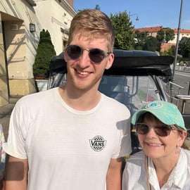 Cracovia: tour guidato della città in golf cart con servizio di prelievo in hotel