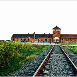 Da Cracovia: Tour di Auschwitz-Birkenau e della Fabbrica di Schindler