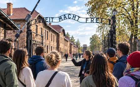 Cracovia: Auschwitz-Birkenau Tour guiado con transporte