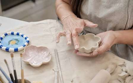 Cracovia: laboratorio di argilla ad asciugatura all'aria – scolpisci, dipingi e porta a casa la tua creazione