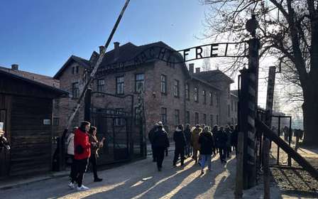 Auschwitz-Birkenau: tour desde Cracovia con recogida