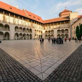 Cracovia: Visita guiada al Castillo y la Catedral de Wawel