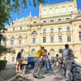 Cracovia: Tour della città vecchia in bicicletta con una guida