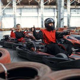 Cracovia: Go-Kart al coperto (gare di 24 minuti)