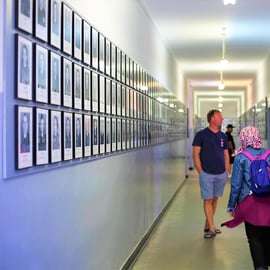 Da Cracovia: Tour per piccoli gruppi di Auschwitz Birkenau con servizio di prelievo