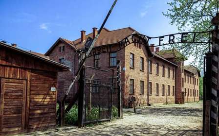 Tour guiado desde Cracovia a Auschwitz Birkenau y visita al gueto